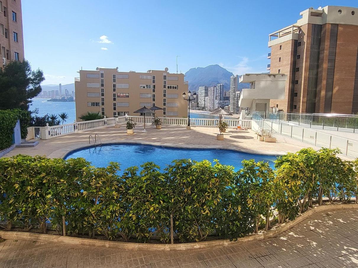 Trinisol II Private Apartments With Sea View Benidorm Esterno foto
